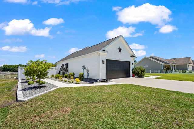 366 Allsbrook Rd., Loris, SC 29569
