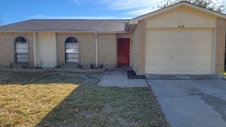 5236 Nash Drive, The Colony, TX 75056