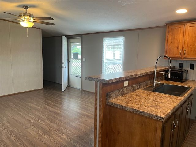 699 S Vista, Sandia, TX 78383