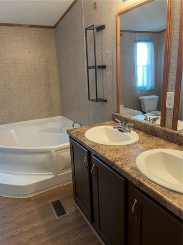 699 S Vista, Sandia, TX 78383