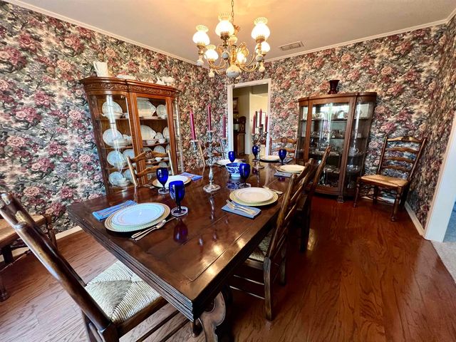 1809 Woodvine St, Longview, TX 75604