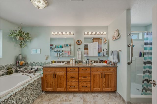 2061 Keenan Way, Pahrump, NV 89048