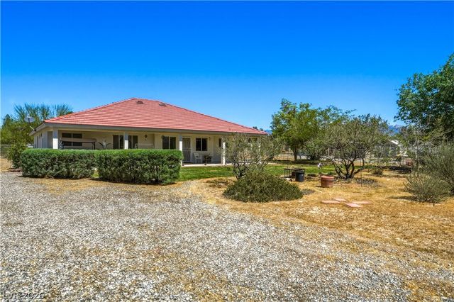2061 Keenan Way, Pahrump, NV 89048