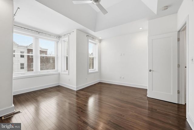 1215 W ST NW, Washington, DC 20009