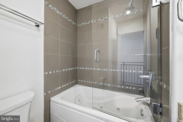 1215 W ST NW, Washington, DC 20009