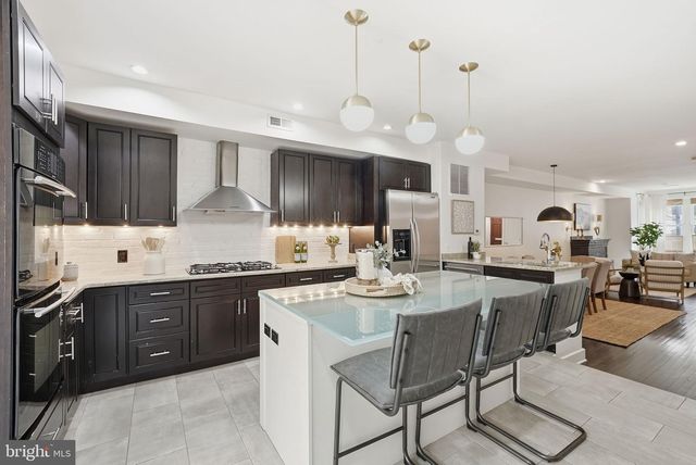 1215 W ST NW, Washington, DC 20009