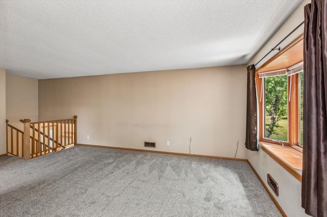 4746 141st Street W, Apple Valley, MN 55124