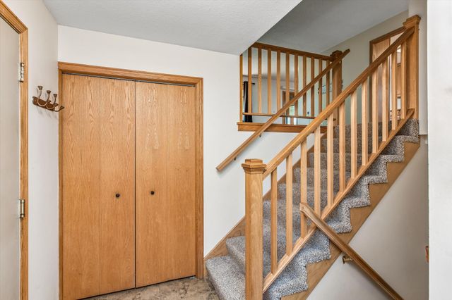 4746 141st Street W, Apple Valley, MN 55124