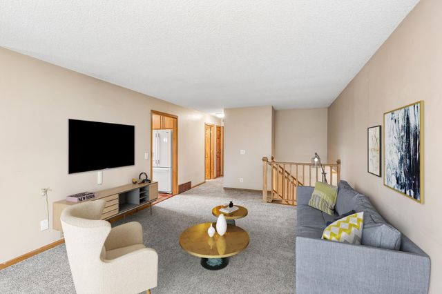 4746 141st Street W, Apple Valley, MN 55124