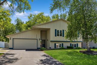 4746 141st Street W, Apple Valley, MN 55124