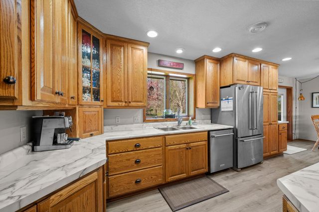 21650 Oakdale Drive, Corcoran, MN 55374