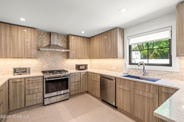 325 Oakley Avenue, Long Branch, NJ 07740