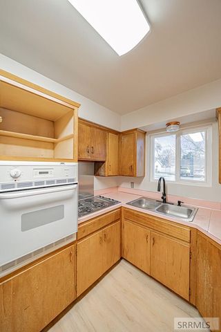 1310 Merrett Drive, Idaho Falls, ID 83404