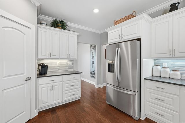 571 Valley Hill Road, Benton, AR 72019