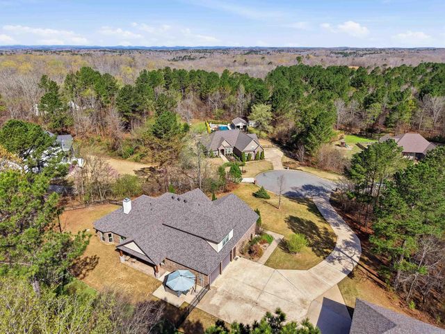 571 Valley Hill Road, Benton, AR 72019