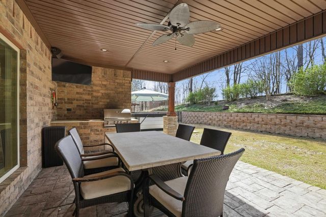 571 Valley Hill Road, Benton, AR 72019