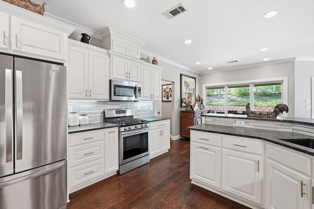 571 Valley Hill Road, Benton, AR 72019