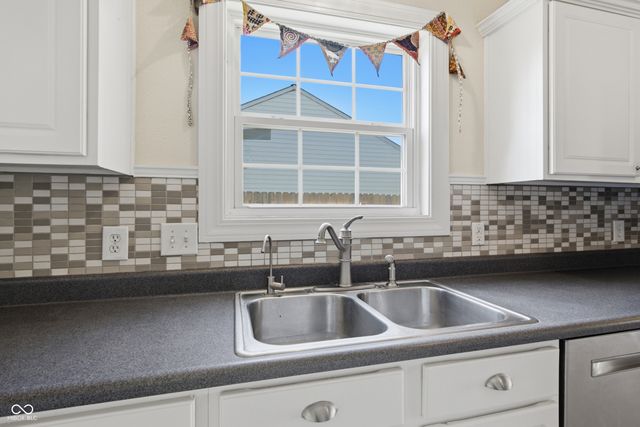 19459 Silver Spring, Noblesville, IN 46062