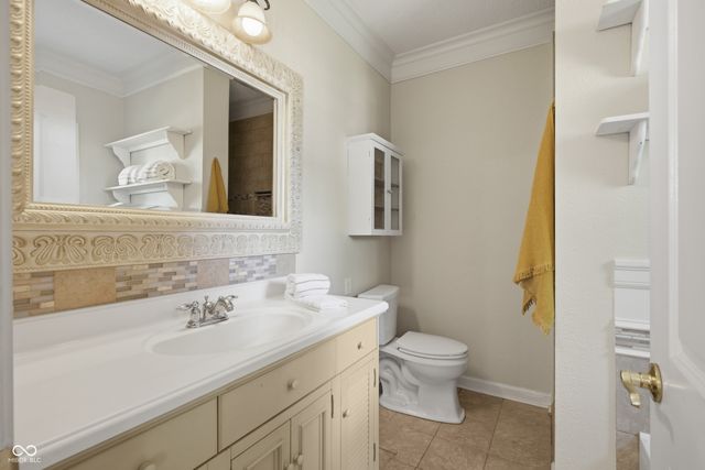 19459 Silver Spring, Noblesville, IN 46062