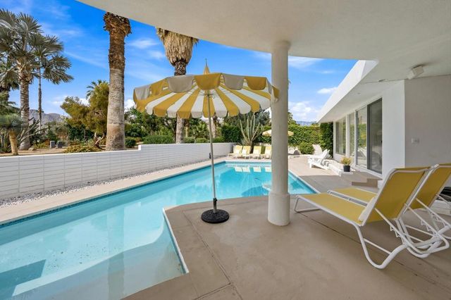 71467 Country Club Drive, Rancho Mirage, CA 92270