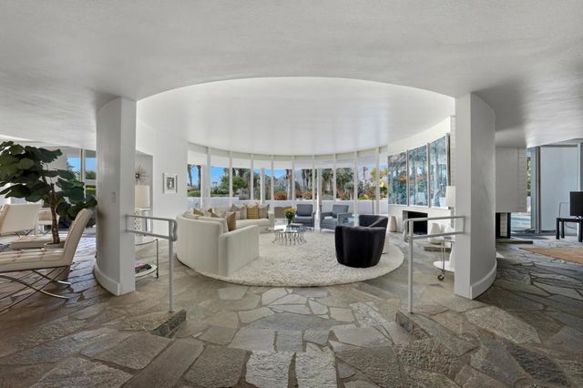71467 Country Club Drive, Rancho Mirage, CA 92270