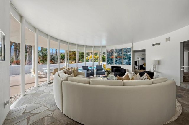 71467 Country Club Drive, Rancho Mirage, CA 92270