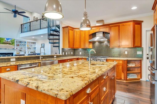 640 FLANDERS RD, Callaway, VA 24067