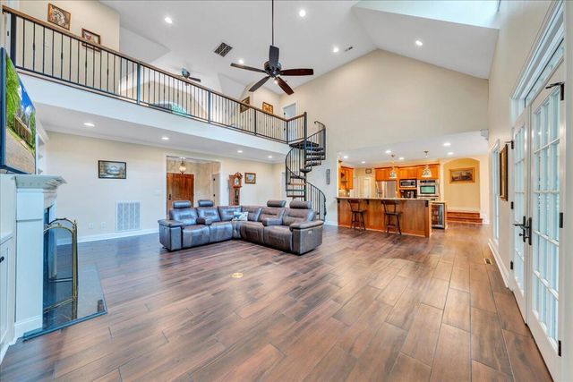 640 FLANDERS RD, Callaway, VA 24067