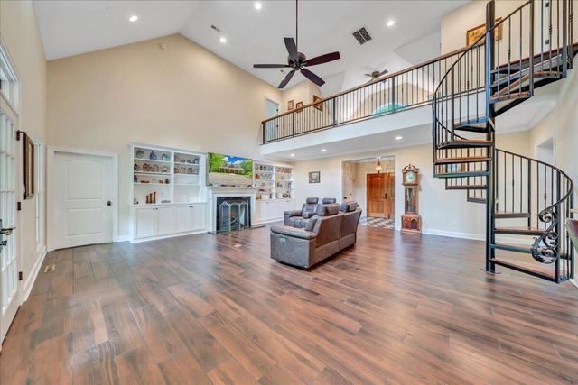 640 FLANDERS RD, Callaway, VA 24067