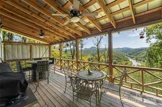 386 Old Log Road, Green Mountain, NC 28740
