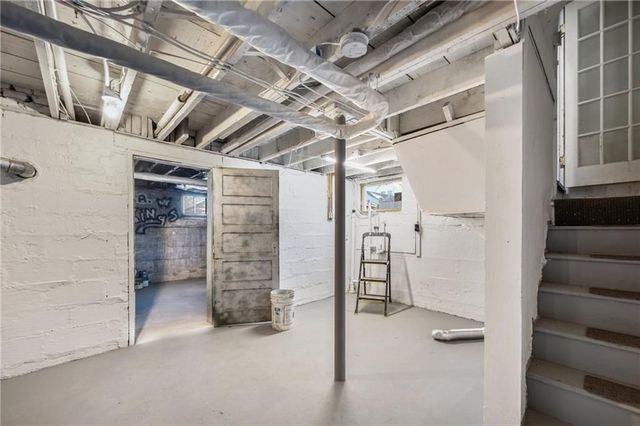 97 11th St 2, Providence, RI 02906
