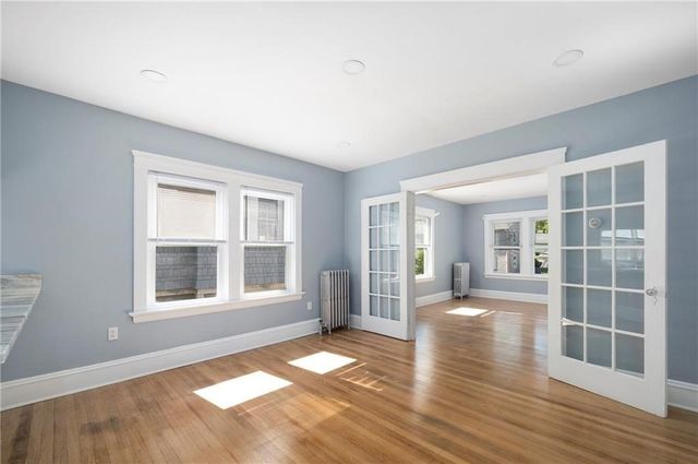 97 11th St 2, Providence, RI 02906