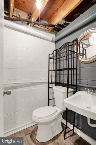 959 ELM RD, Baltimore, MD 21227