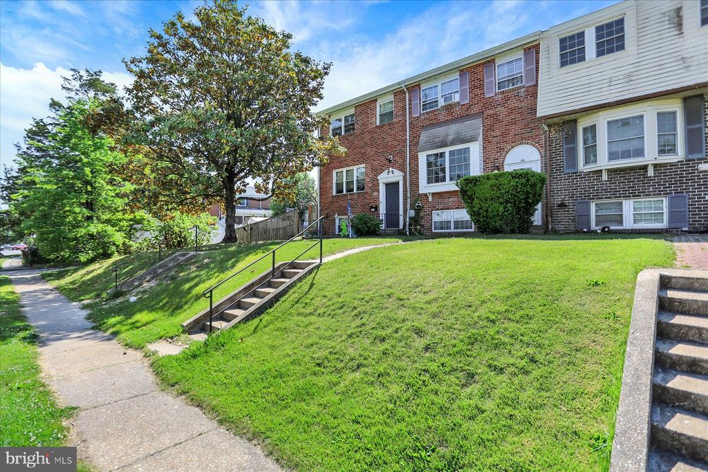 959 ELM RD, Baltimore, MD 21227