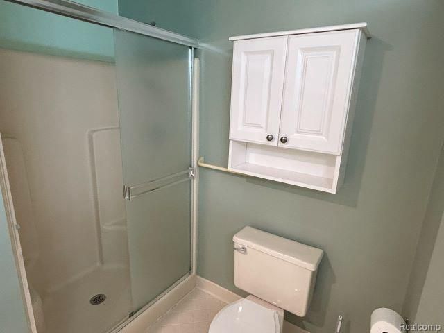 8767 Townsend Drive, White Lake, MI 48386