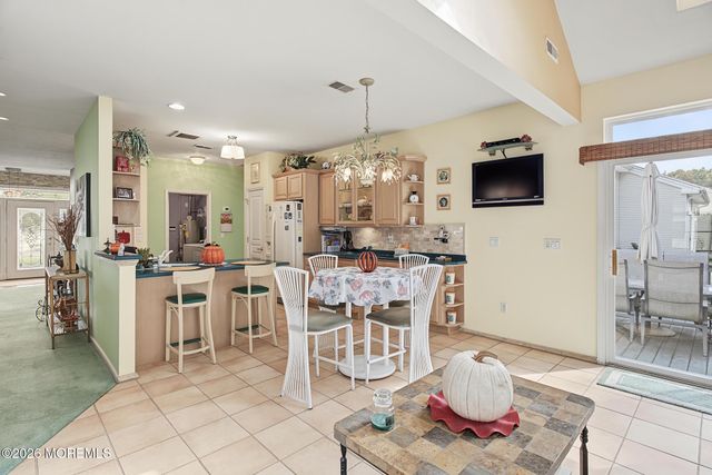 18 Pier Point, Tuckerton, NJ 08087