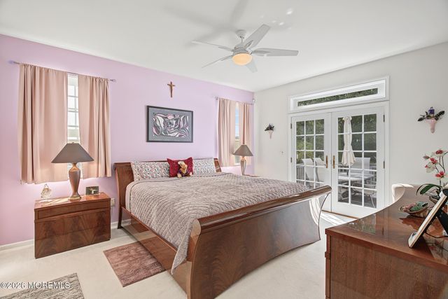 18 Pier Point, Tuckerton, NJ 08087