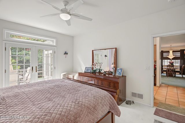 18 Pier Point, Tuckerton, NJ 08087