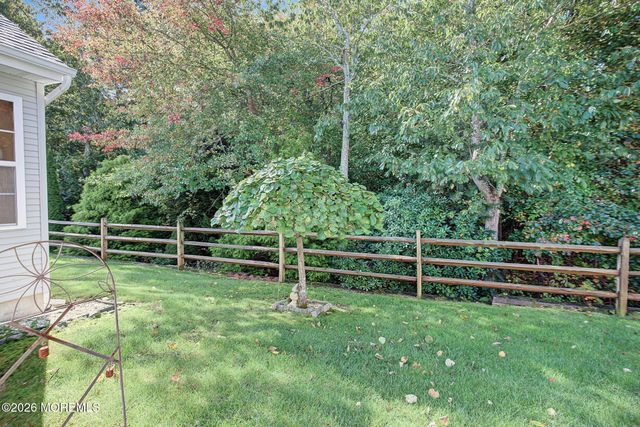 18 Pier Point, Tuckerton, NJ 08087
