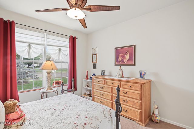 18 Pier Point, Tuckerton, NJ 08087