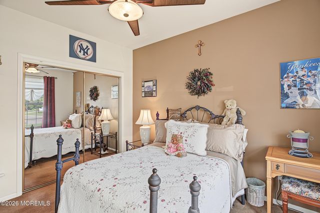18 Pier Point, Tuckerton, NJ 08087