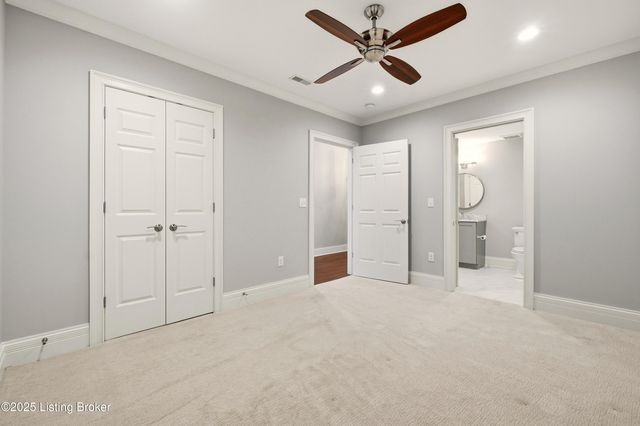 6600 Seminary Woods Pl 906, Louisville, KY 40241