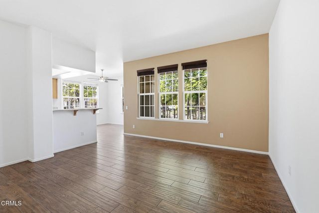 27030 Victoria Lane 73, Valencia, CA 91355
