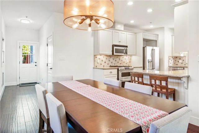 420 S Broadway A, Redondo Beach, CA 90277