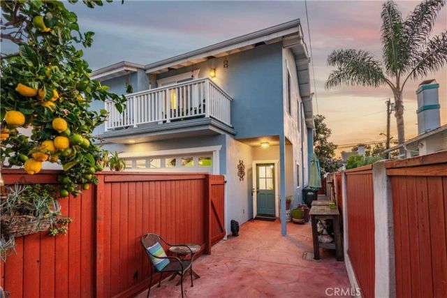 420 S Broadway A, Redondo Beach, CA 90277