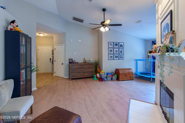 11865 NOBLE FIR Court, Jacksonville, FL 32218