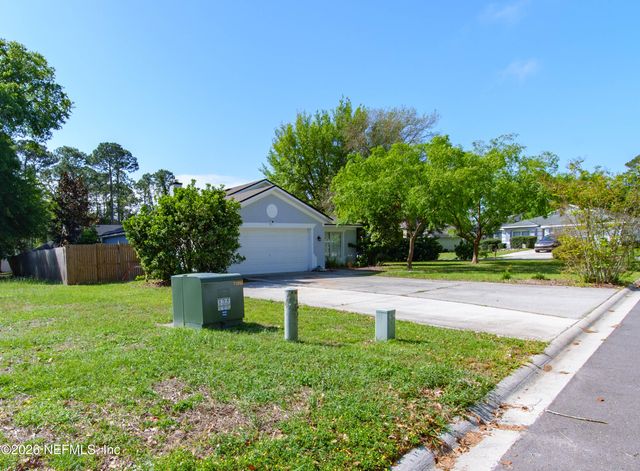 11865 NOBLE FIR Court, Jacksonville, FL 32218