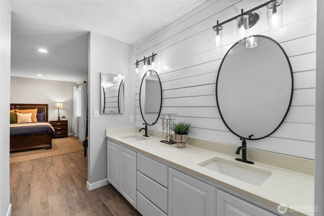 5951 NW Newberry Hill Road, Silverdale, WA 98383