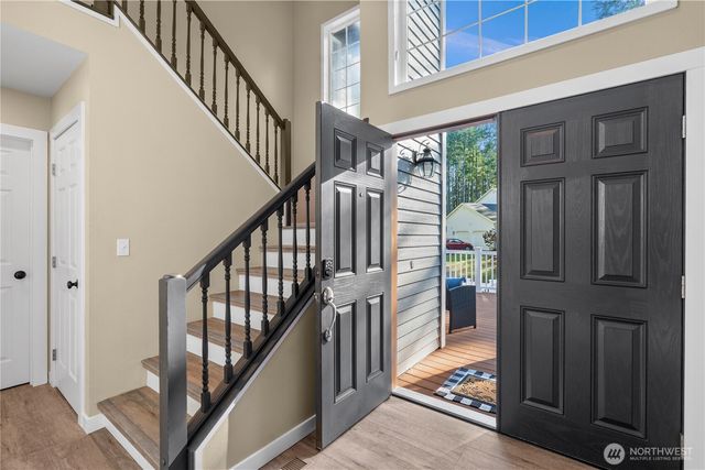 5951 NW Newberry Hill Road, Silverdale, WA 98383