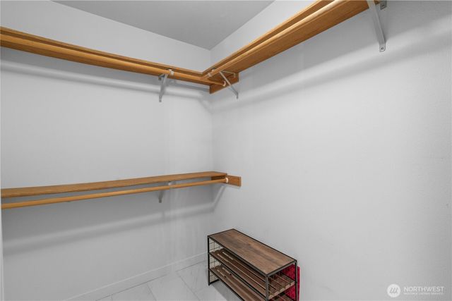 5951 NW Newberry Hill Road, Silverdale, WA 98383